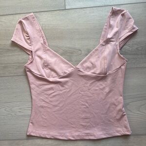 Trending cute pink top!🌸💕🎀
